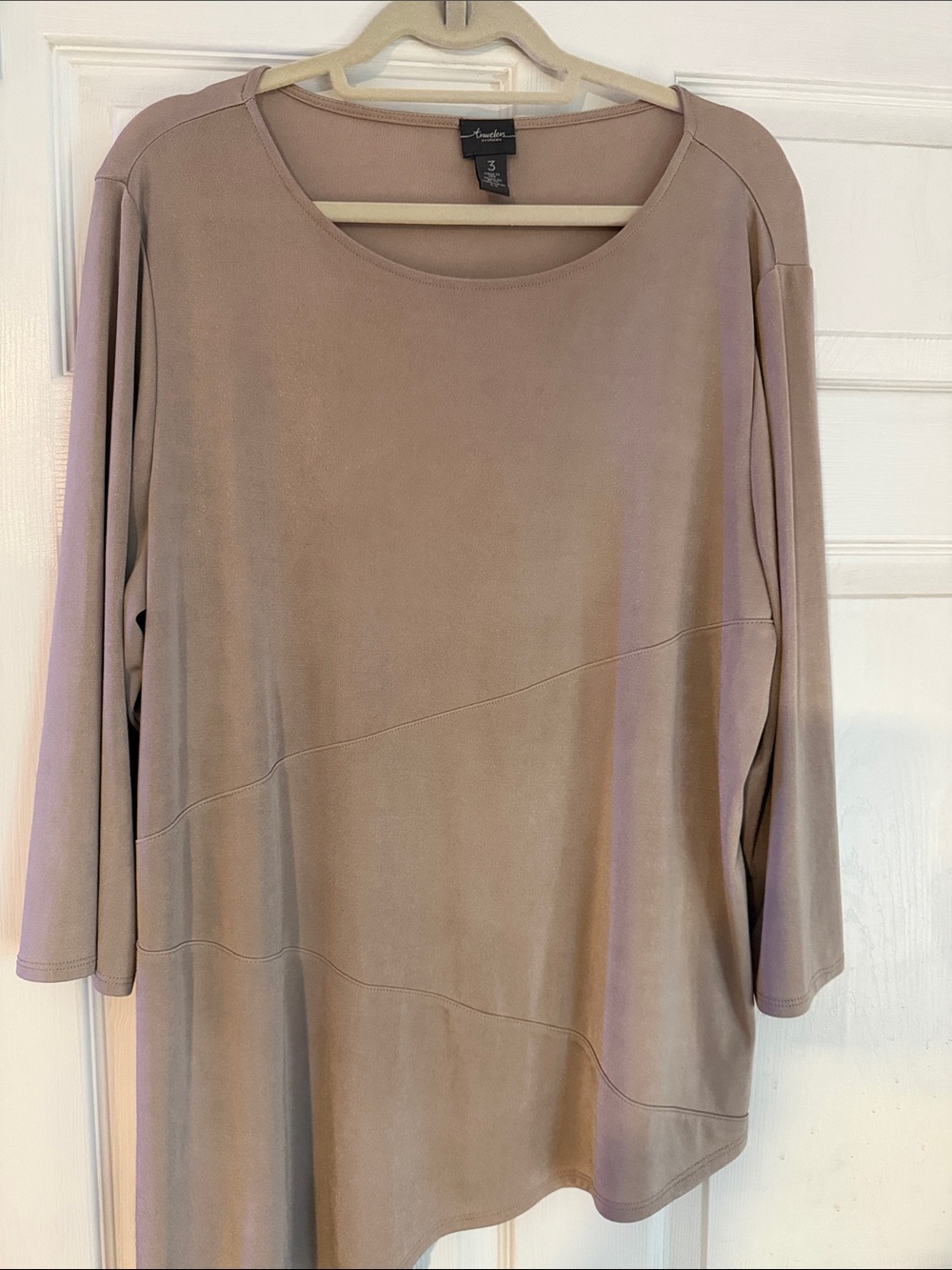 Chico's travelers Scoop Neck Long-Sleeve Top in Taupe